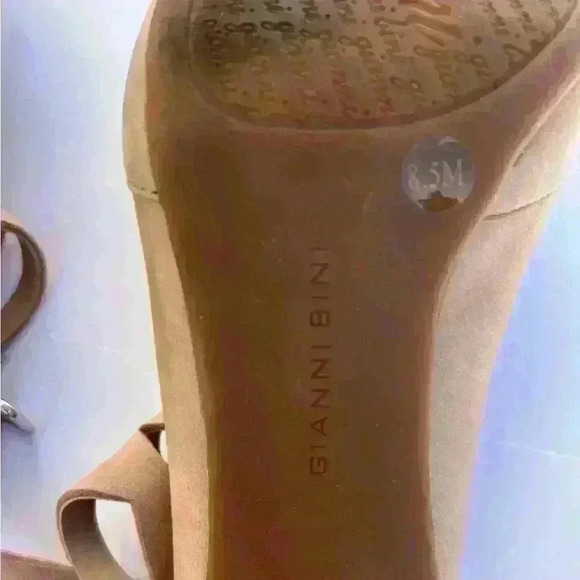 Gianni Bini Heels - Picture 8 of 10